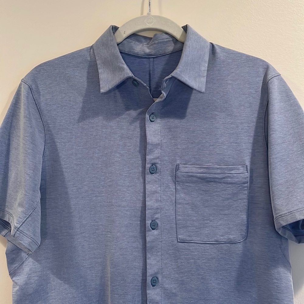 Lululemon, Mens small,  button down shirt, blue.